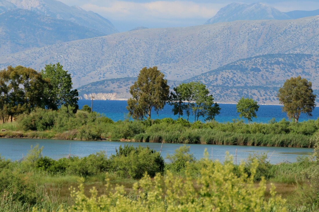 Antinioti See Korfu